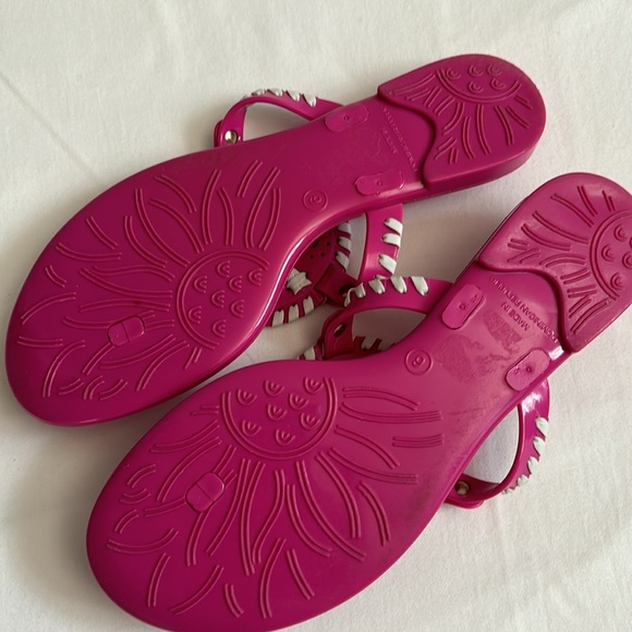 Jack Rogers pink and white rubber thong sandals - Picture 5 of 6